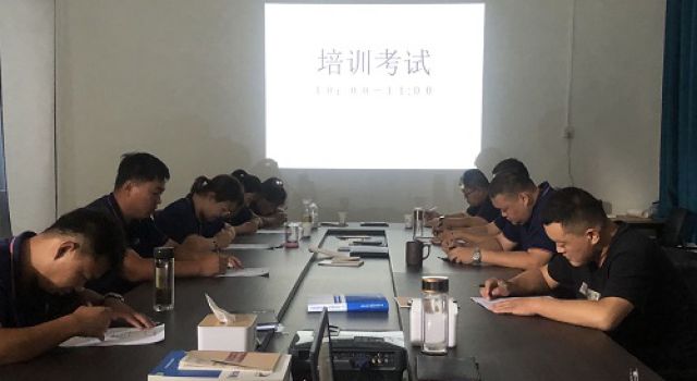 “工欲善其事、必先利其器”七公司组织《企业标准化监理工作指导手册》学习培训
